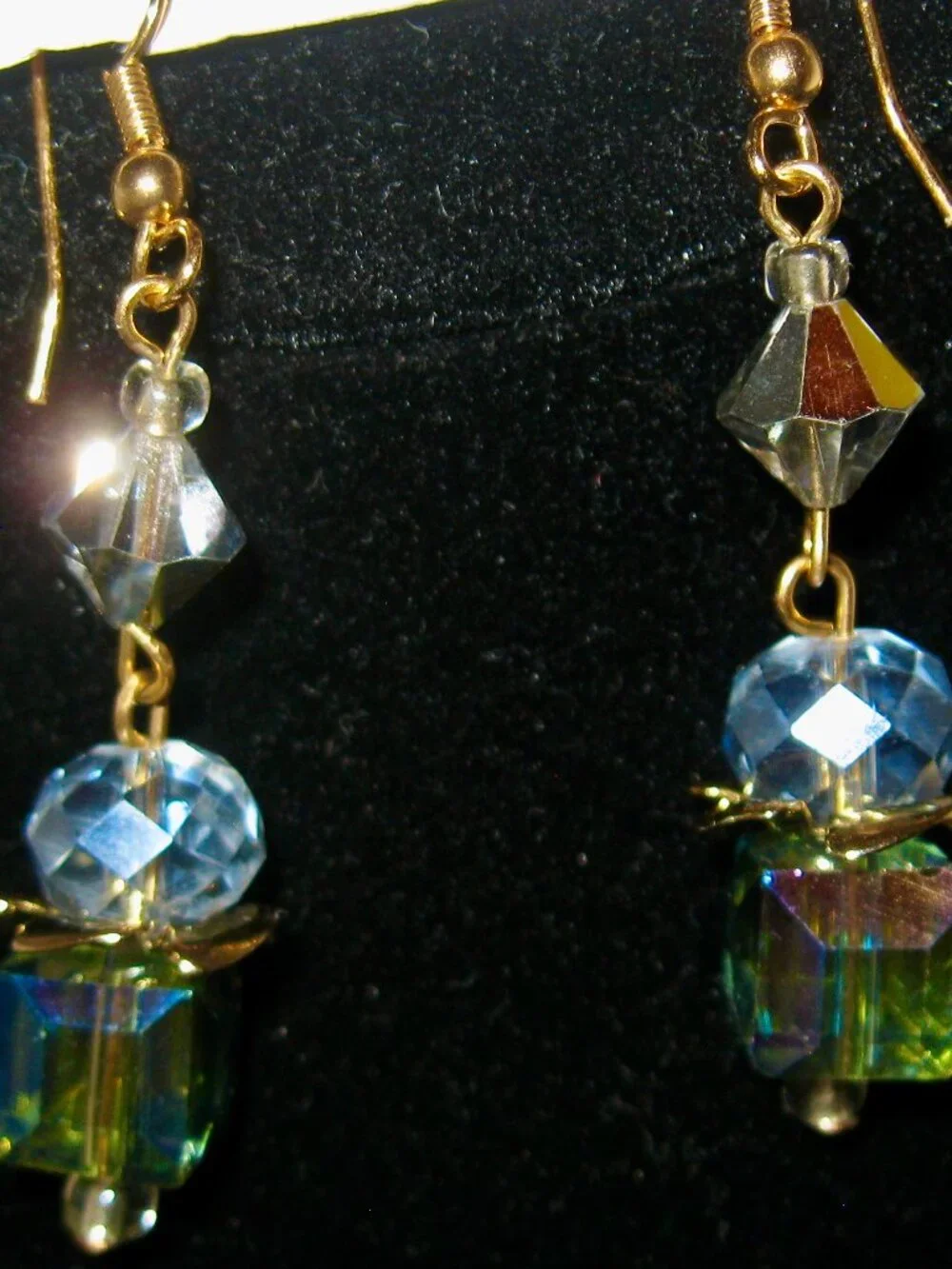 ONE OF A KIND PIERCED EARRINGS MADE IN USA BY T. BURKE DESIGNS W/AURORA BOREALIS